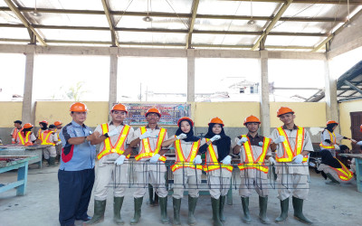 UJIKOM TEKNIK KONSTRUKSI DAN PROPERTI 2025
